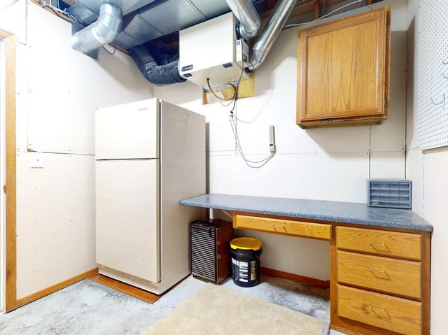 8658 Upland Lane N, Maple Grove, MN 55311