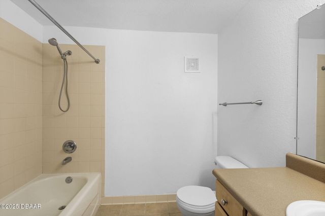 940 Village Trl Unit 6-201, Port Orange, FL 32127