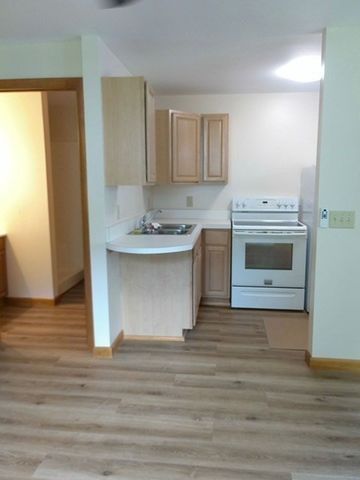 102 Coy Hill Road, Warren, MA 01083