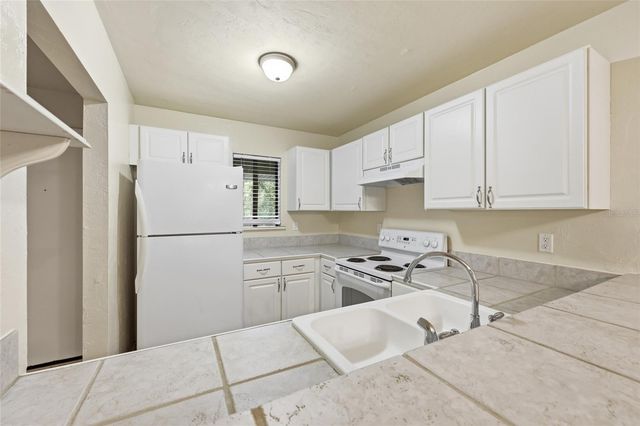 85 SE 16TH AVENUE F301, Gainesville, FL 32601