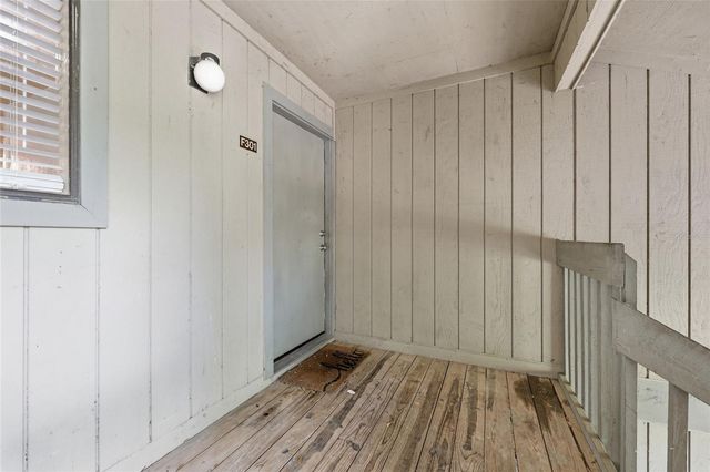 85 SE 16TH AVENUE F301, Gainesville, FL 32601