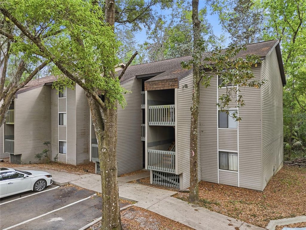 85 SE 16TH AVENUE F301, Gainesville, FL 32601