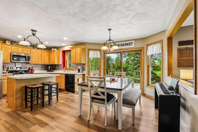 W5692 Sunset Ridge ROAD, Walworth, WI 53184