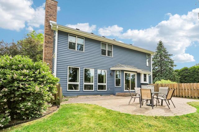W5692 Sunset Ridge ROAD, Walworth, WI 53184
