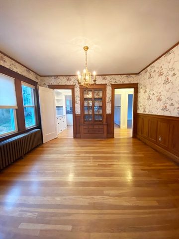 16 Arborough 2, Boston, MA 02131