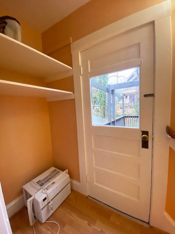 16 Arborough 2, Boston, MA 02131