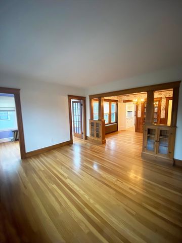 16 Arborough 2, Boston, MA 02131