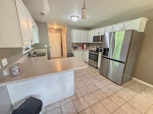900 S Melody Lane, Santa Claus, IN 47579