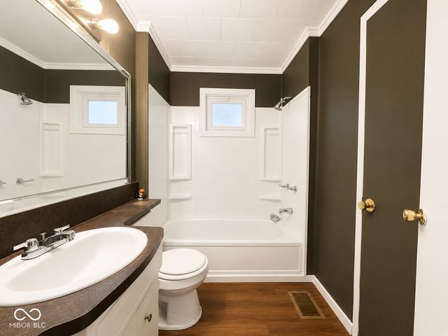 1016 E 29th Street, Anderson, IN 46016