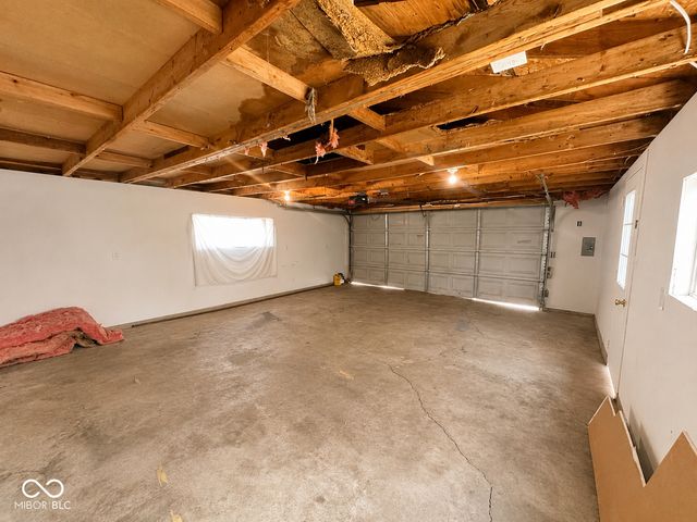 1016 E 29th Street, Anderson, IN 46016