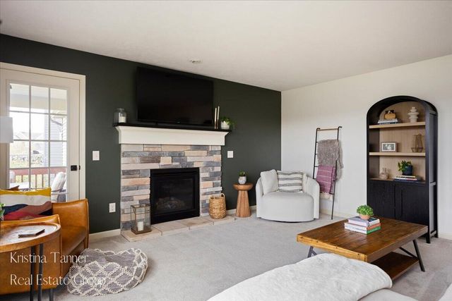 642 Echo Valley Ne, Rockford City, MI 49341