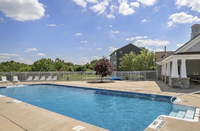 642 Echo Valley Ne, Rockford City, MI 49341
