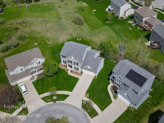 642 Echo Valley Ne, Rockford City, MI 49341