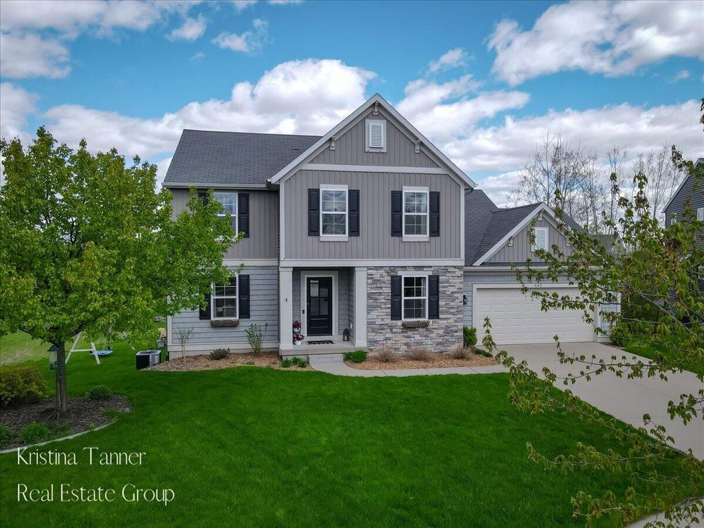 642 Echo Valley Ne, Rockford City, MI 49341