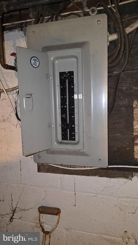 46 EDGEMERE AVE, Trenton, NJ 08618