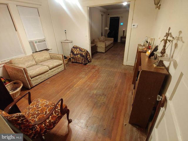 46 EDGEMERE AVE, Trenton, NJ 08618