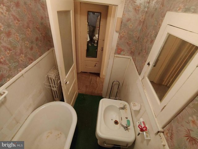 46 EDGEMERE AVE, Trenton, NJ 08618