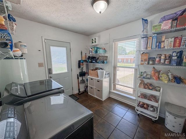 715 Sweet Ridge Ridge, Prattville, AL 36066