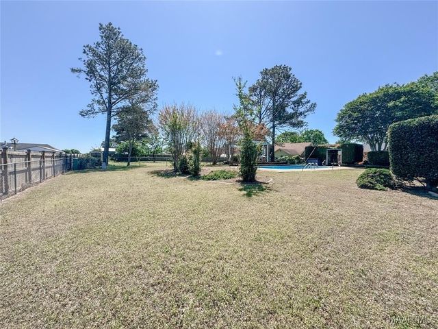 715 Sweet Ridge Ridge, Prattville, AL 36066