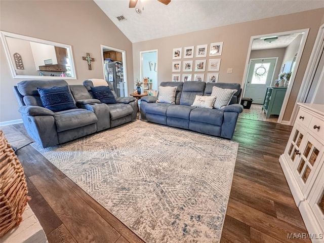 715 Sweet Ridge Ridge, Prattville, AL 36066