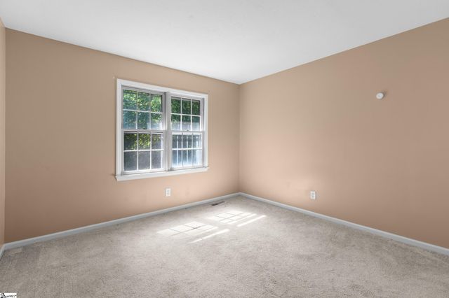 43 Summercreek Drive, Spartanburg, SC 29307
