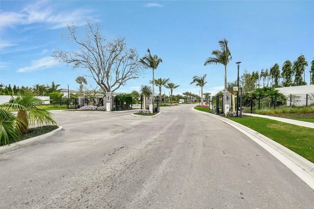 8522 Ganton Drive, Boca Raton, FL 33434