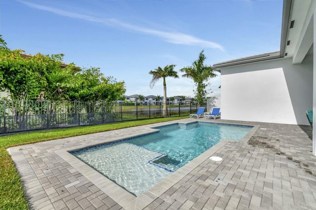 8522 Ganton Drive, Boca Raton, FL 33434