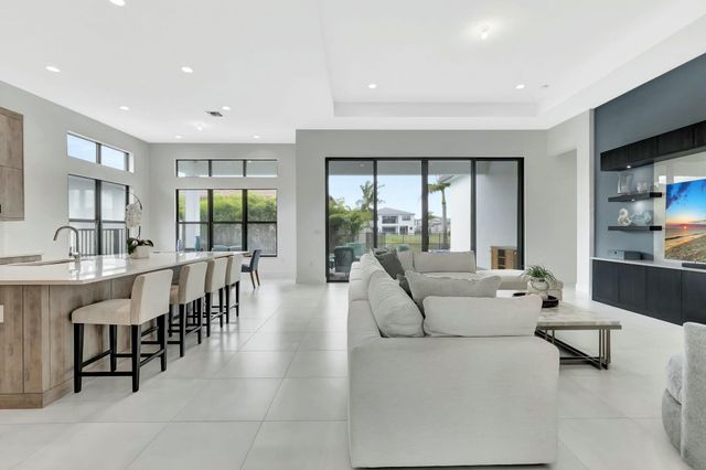 8522 Ganton Drive, Boca Raton, FL 33434
