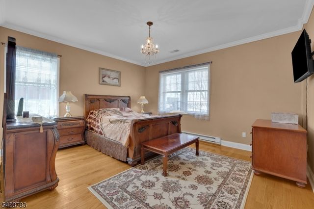 2 Spring Brook Ln, Lebanon Twp., NJ 08826