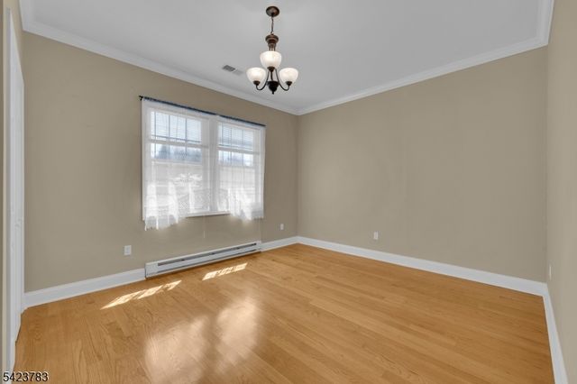 2 Spring Brook Ln, Lebanon Twp., NJ 08826