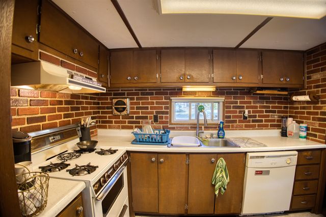 9 Abenaki Drive, Freedom, NH 03836