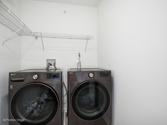 444 Radcliff Lane, South Elgin, IL 60177