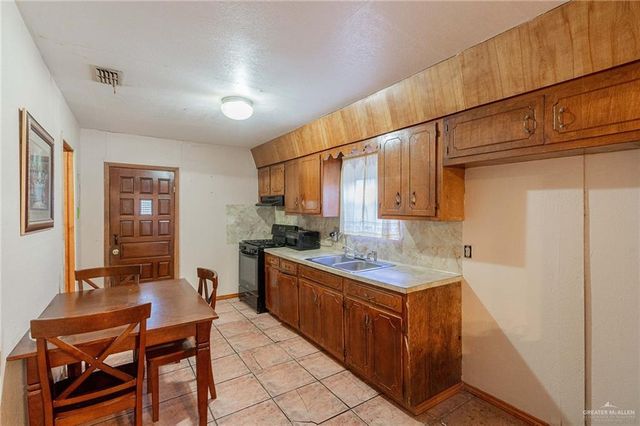 409 Naranjo Street, Mission, TX 78572