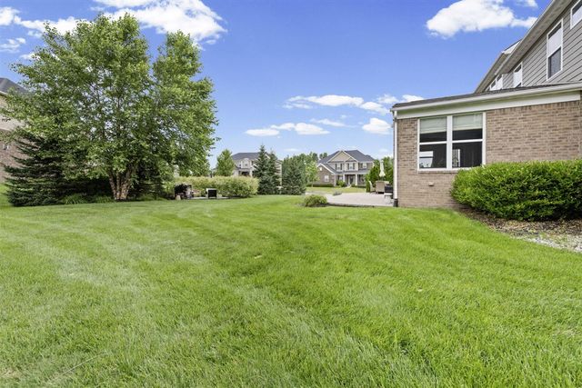 5887 Strawberry Circle, Commerce Twp, MI 48382