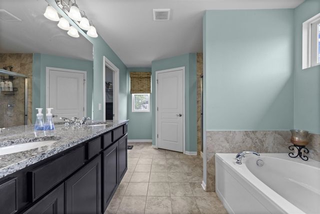 5887 Strawberry Circle, Commerce Twp, MI 48382