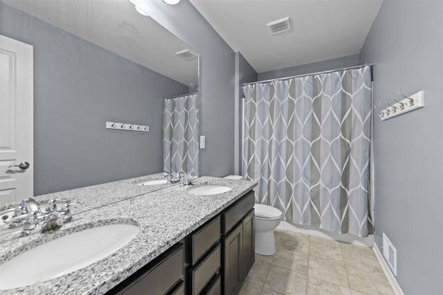 5887 Strawberry Circle, Commerce Twp, MI 48382