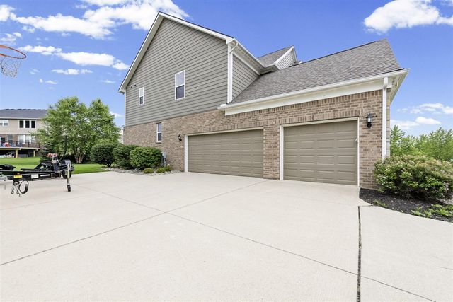 5887 Strawberry Circle, Commerce Twp, MI 48382