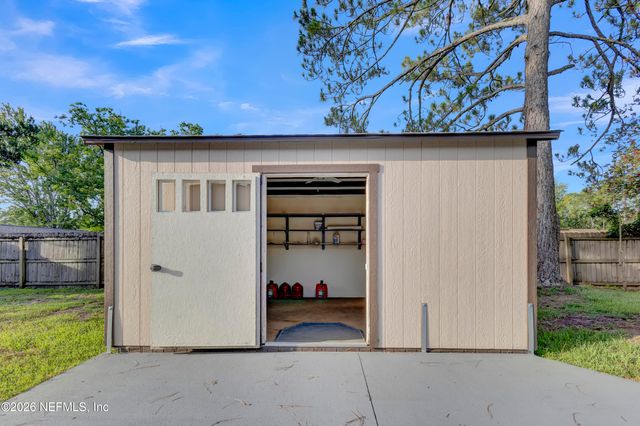 193 EVERGREEN Lane, Middleburg, FL 32068