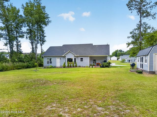 4717 Virginia Dare Drive, Washington, NC 27889