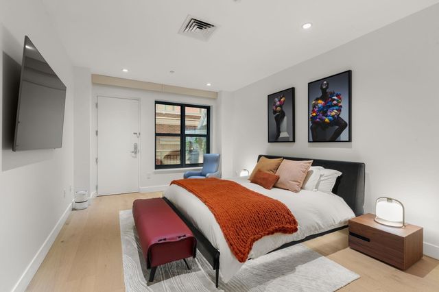 303 Columbus Ave 306, Boston, MA 02116