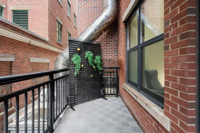303 Columbus Ave 306, Boston, MA 02116