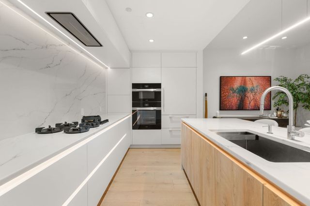 303 Columbus Ave 306, Boston, MA 02116