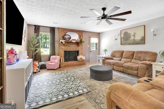 85 Tall Oak Trail, Covington, GA 30014