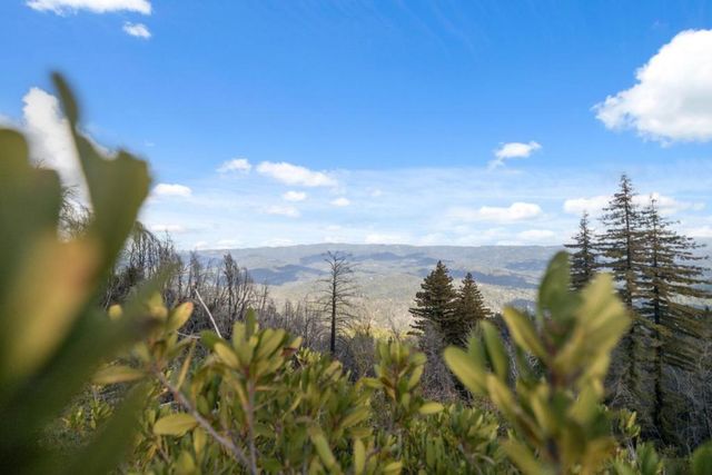 90 Braemoor Drive, Santa Cruz, CA 95060