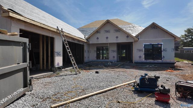 23955 Justin Brent Circle, Elkmont, AL 35620