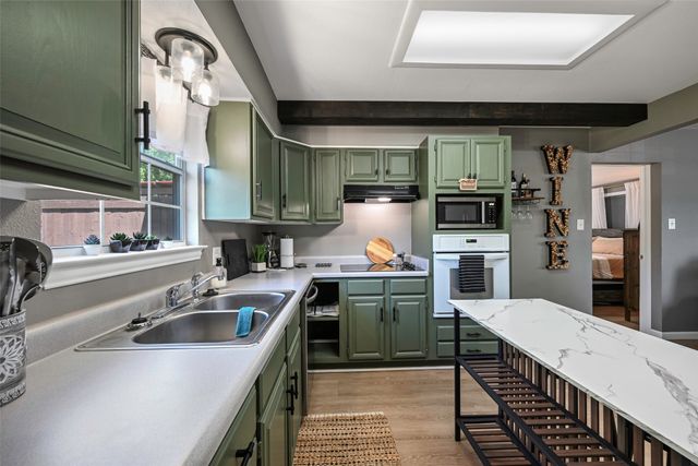 13355 Euless Street, Fort Worth, TX 76040