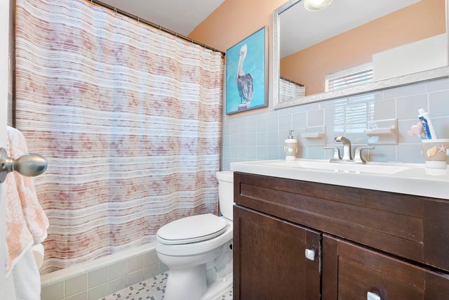 2500 NE 36TH Street 5, Lighthouse Point, FL 33064