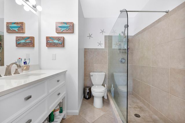 2500 NE 36TH Street 5, Lighthouse Point, FL 33064
