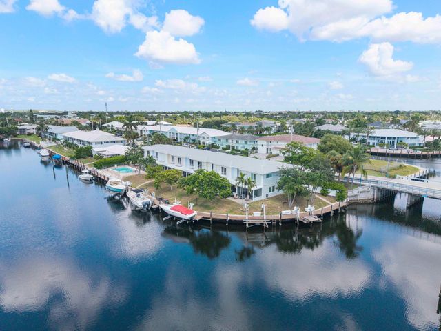 2500 NE 36TH Street 5, Lighthouse Point, FL 33064