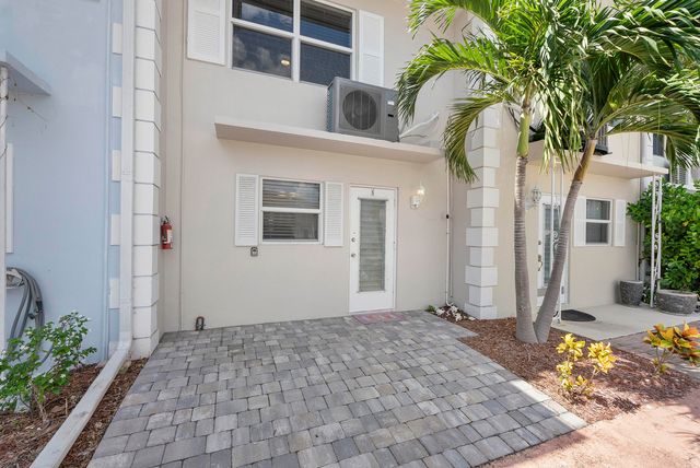 2500 NE 36TH Street 5, Lighthouse Point, FL 33064